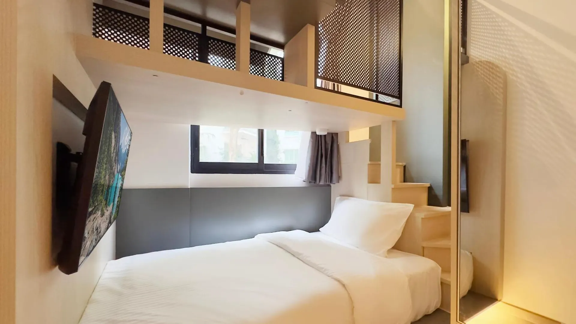 Coliwoo 268 River Valley - Coliving Singapur
